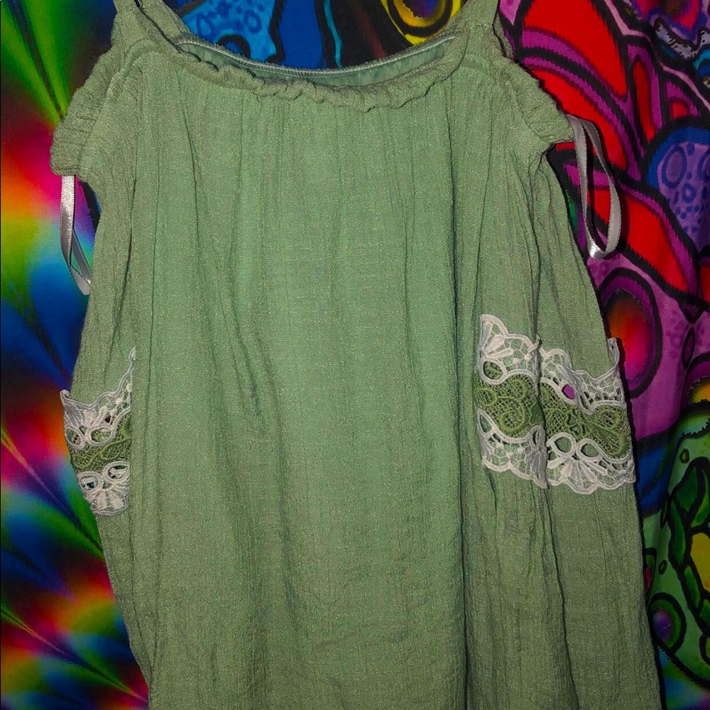 Super cute Ray green/teal dress top!